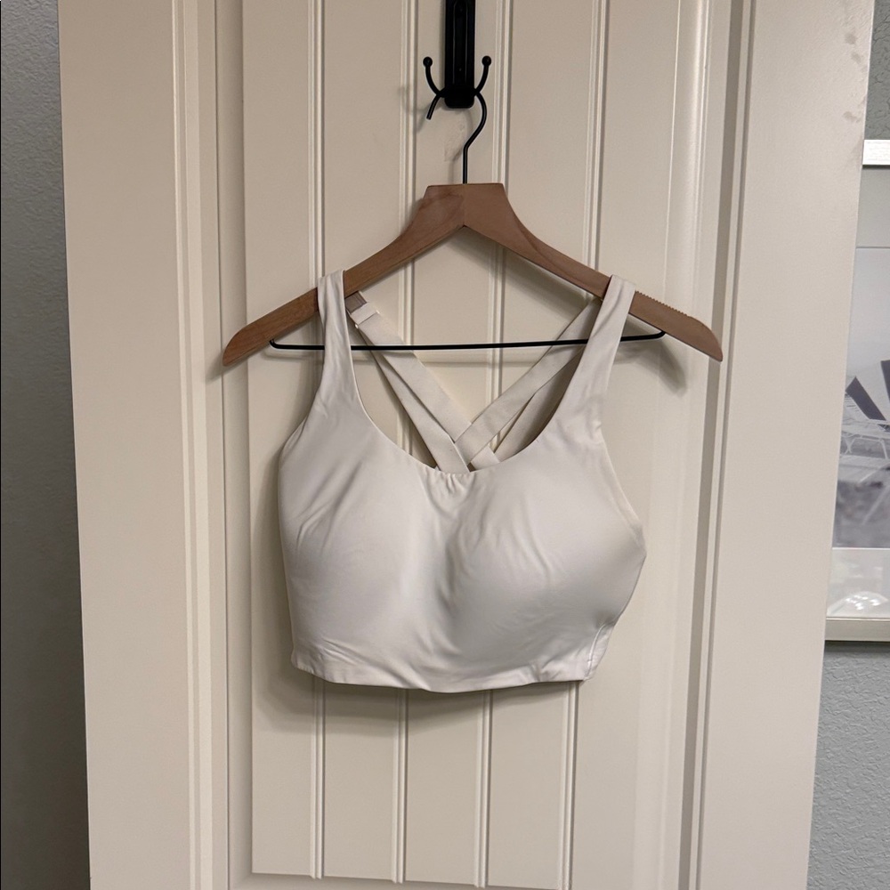 White Sports Bra Lululemon 36 ddd